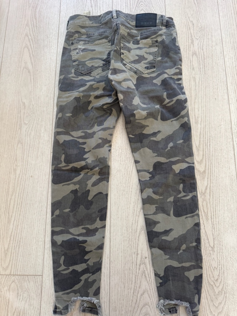 Zara Camo Jeans - Denim - Size 4 - LIKE NEW Straight Leg Jeans